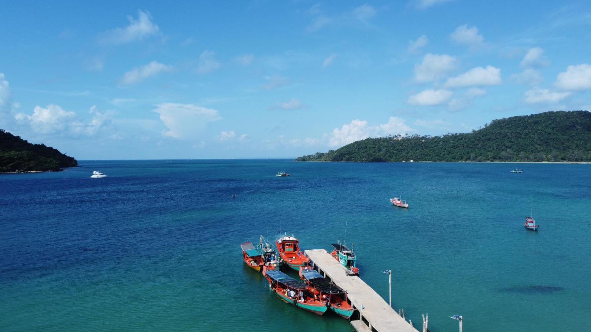 Coral Hotel Koh Rong Sanloem Exterior foto