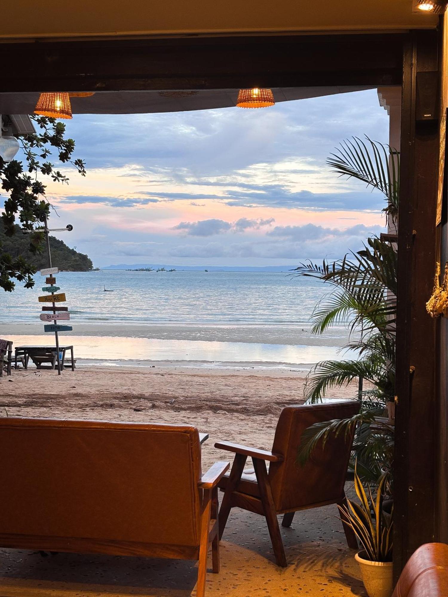 Coral Hotel Koh Rong Sanloem Exterior foto